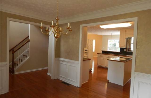 4010 Riversong Drive Gallery 4