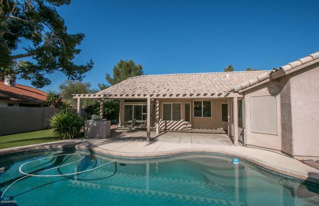 8325 S TAYLOR Drive - 8325 South Taylor Drive, Tempe, AZ 85284