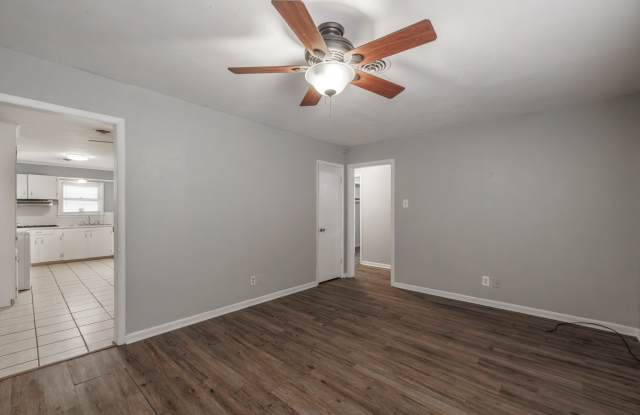 1217 Mimosa Drive Gallery 3