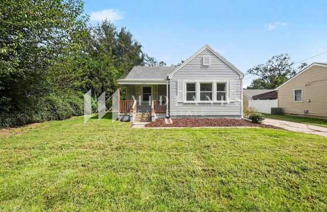 Adorable 2 Bedroom Home Gallery 1