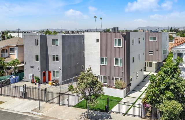 1269 W 36th St. photos photos