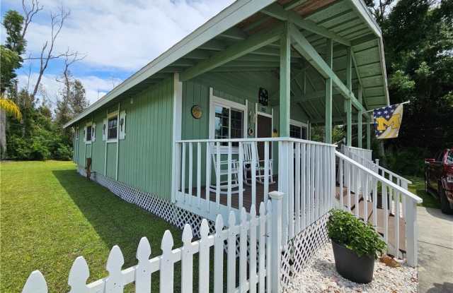 10796 Russell Road photos photos