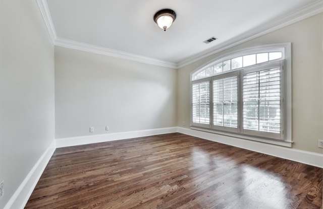 910 Ector Trace NW Gallery 2