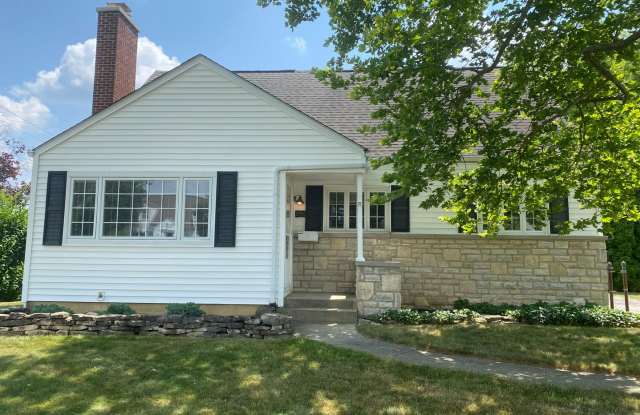 3 Bedroom 1.5 Bathroom Single Family Home in Upper Arlington. OH photos photos