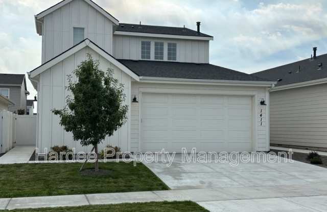 1411 W Dovefield St photos photos