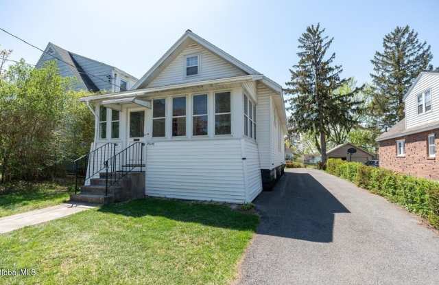 1538 Nott Street photos photos