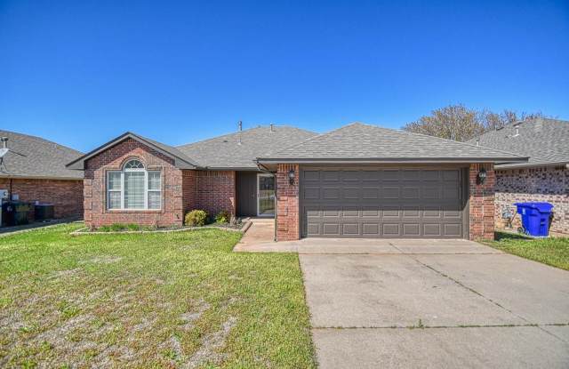 Beautiful Three Bedroom in South Norman! photos photos
