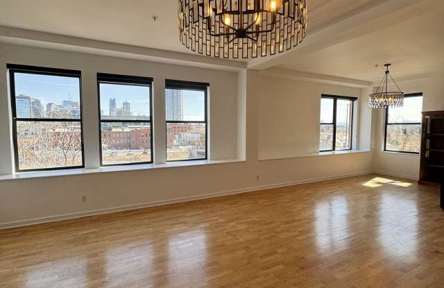1521 Central Street photos photos