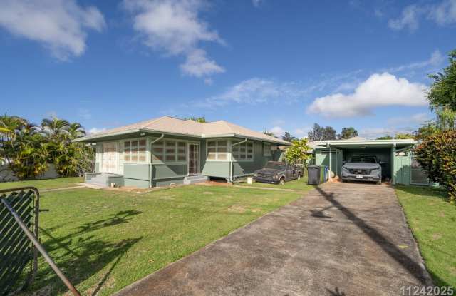 $1700 l 1-Bed, 1-Bath l Cozy Ohana Dwelling in Wahiawa - 1136 Club Drive, Wahiawa, HI 96786