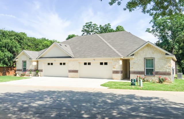 2915 Savannah Court - 2915 Savanna Court, Waco, TX 76710