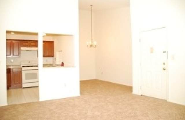 108 Woodward Ln Gallery 3
