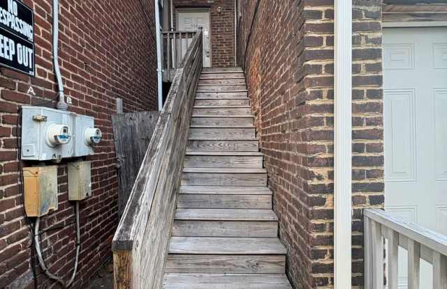 Two bedroom in Lynchburg! Located on the bus line! photos photos