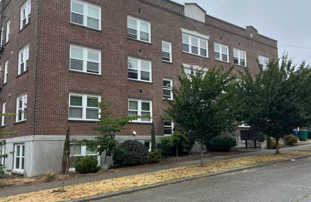 4405 Corliss Ave N photos photos