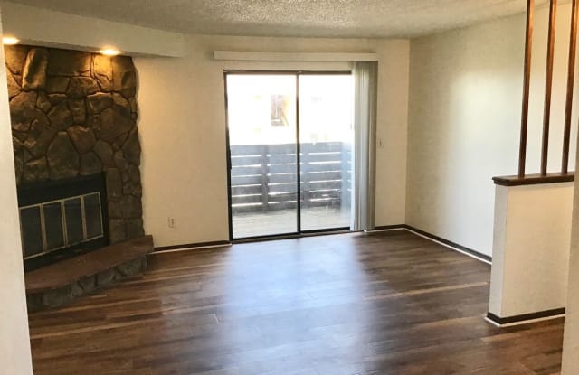 15402 E. Arizona Avenue #205 - 15402 East Arizona Drive, Aurora, CO 80017