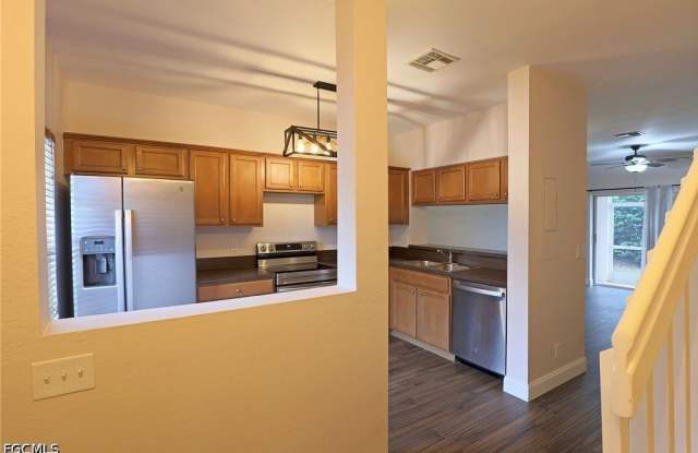 8291 Pacific Beach Drive Gallery 4