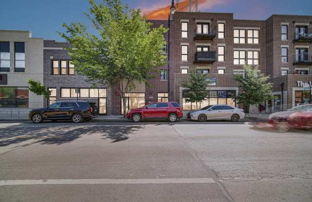 3225 S Halsted Street Gallery 1