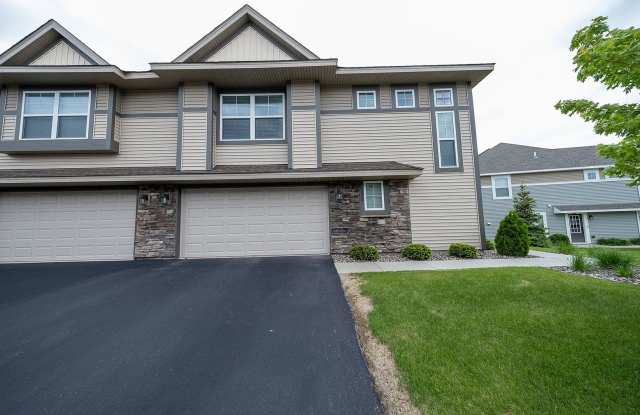Rare super nice 3 bed end unit townhouse for lease! photos photos