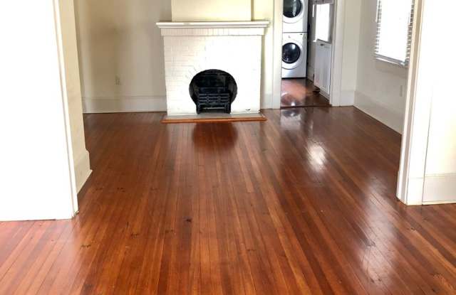 2BD/1BA w/ Sun Room only Blocks from Bayou St. John and City Park photos photos
