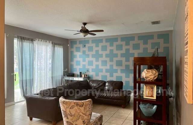 316 Coral Beach Circle Gallery 3
