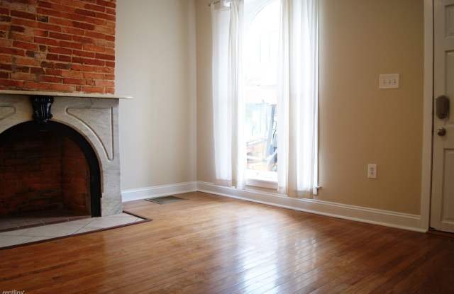 43 E Henrietta St Gallery 4