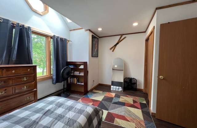 24 Quads Way Gallery 4