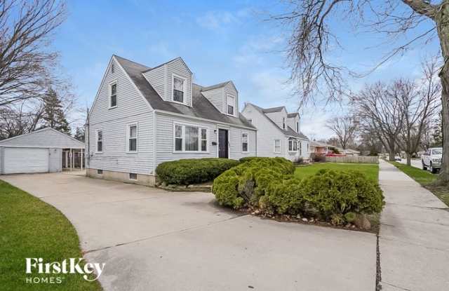 493 North Douglas Avenue Gallery 2