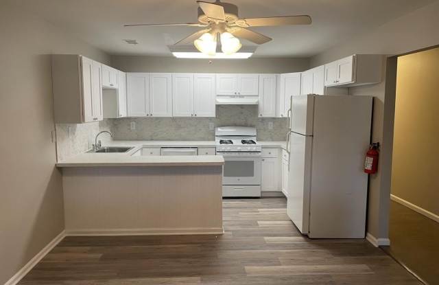 2428 Bridge Avenue unit: Apt. 205 photos photos