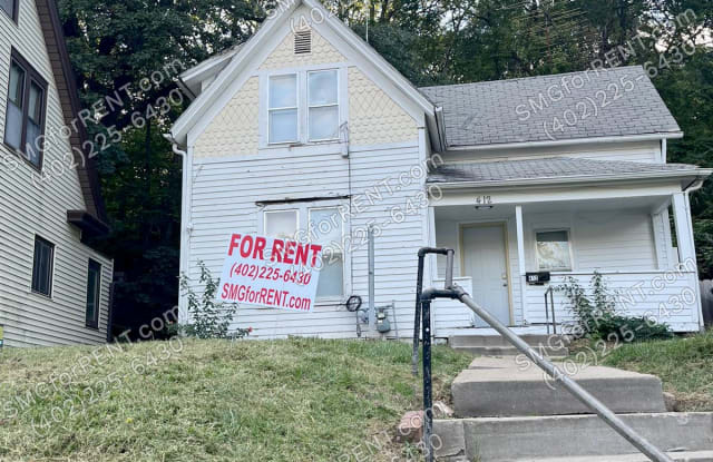 412 Harrison Street - 412 Harrison Street, Council Bluffs, IA 51503