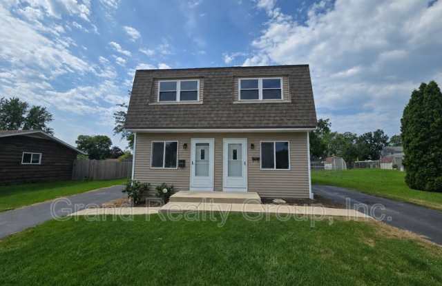 632 Anita Gallery 1