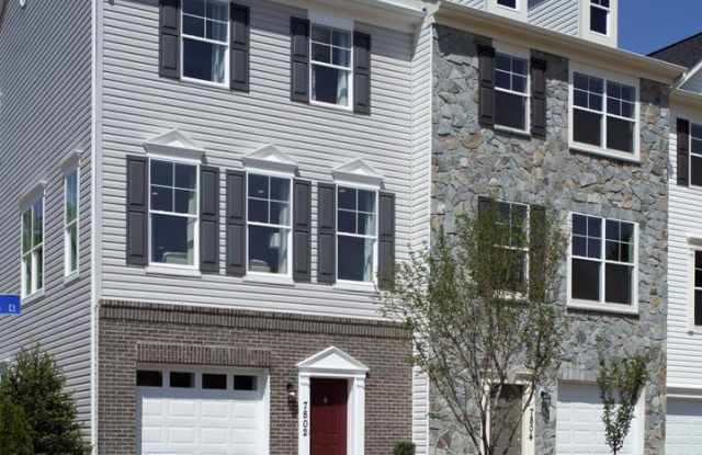 7802 FIVE OAKS CT Gallery 2