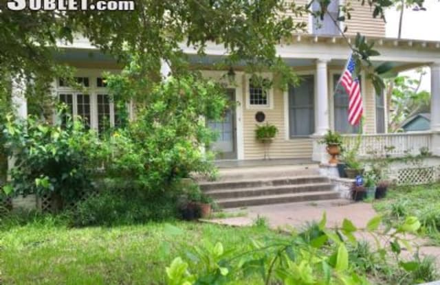 1249 West Washington - 1249 West Washington Street, Brownsville, TX 78520