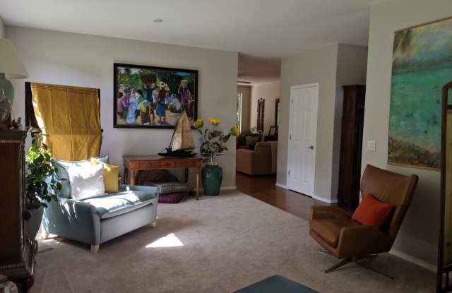 821 Southeast Shadowood Drive Gallery 4
