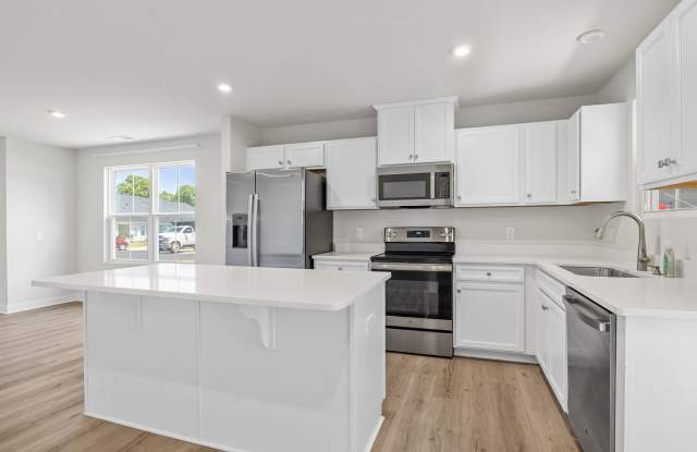 Beautiful 3 BR, 2.5 BA Townhome Located in Greenville, SC photos photos