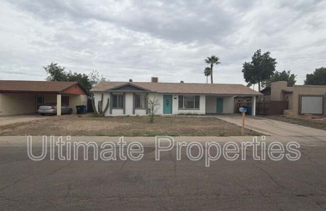 1646 West Behrend Drive photos photos