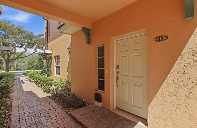 8601 Piazza Del Lago Cir Gallery 3