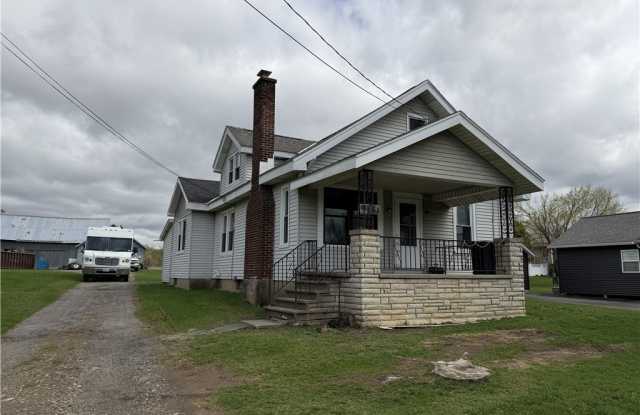 9141 River Road photos photos