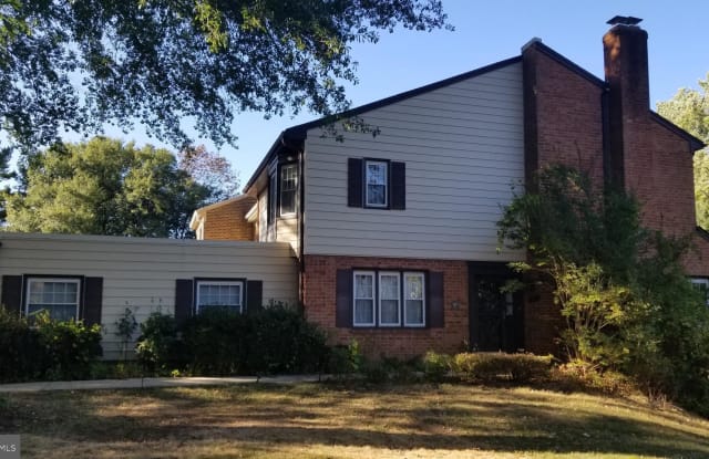 926 MOOREFIELD CREEK ROAD SW - 926 Moorefield Creek Road Southwest, Vienna, VA 22180