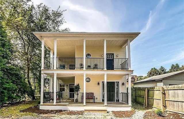4 Bed 3 Bath in Oakmont photos photos