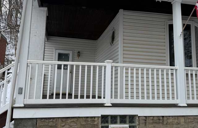 550 Wood Street - 550 Wood Street, Pitcairn, PA 15140