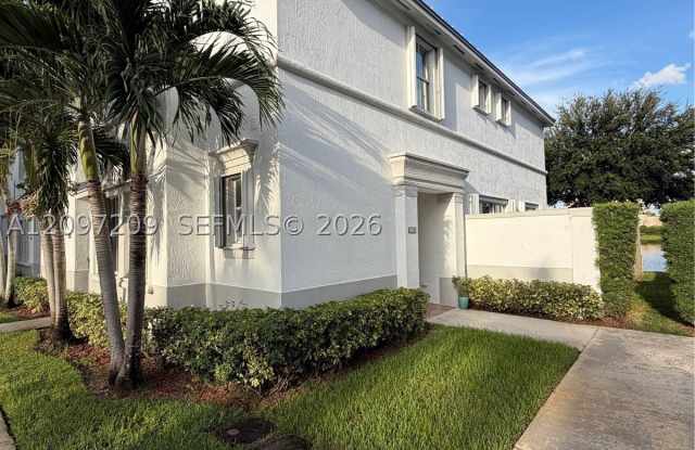 3921 SW 155th Ave Gallery 1