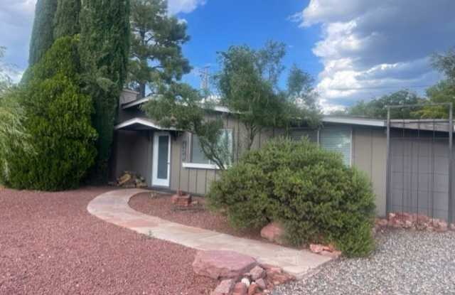 Price Reduced!!!! 3 Bedroom Incredible Space in Sedona - Contact Property Pros 928-634-7710 - 120 Inspirational Drive, Sedona, AZ 86336
