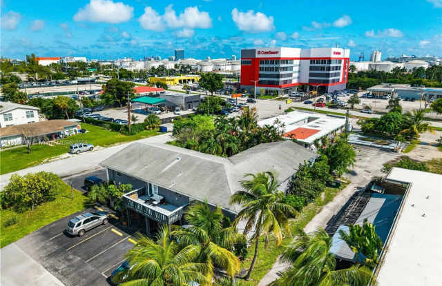 400 SE 31st St photos photos