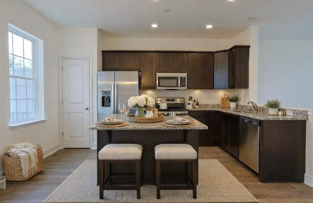 Luxury 3 Bedroom Townhome! - 237 Holstein Drive, York County, PA 17331