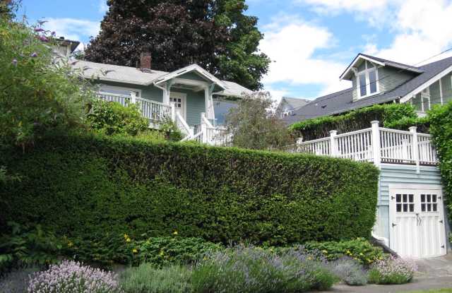 3bd/2ba House in Leschi - 1307 33rd Avenue South, Seattle, WA 98144