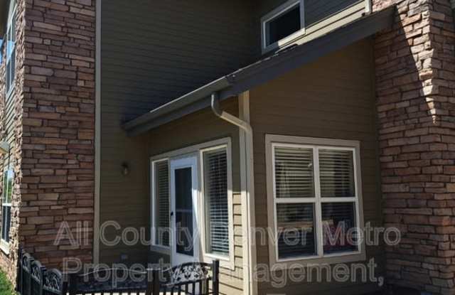3235 S. Walden Ct. photos photos