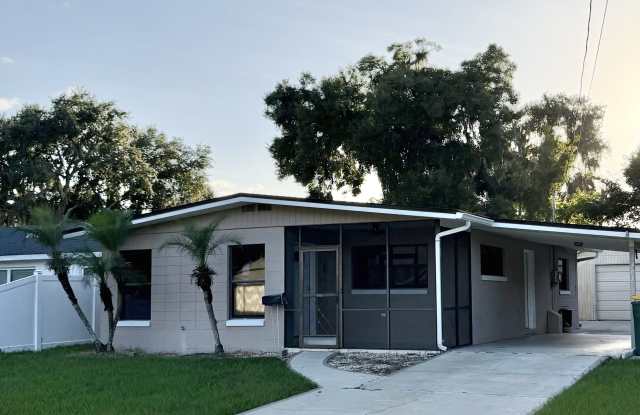 1301 North Sinclair Avenue Gallery 1