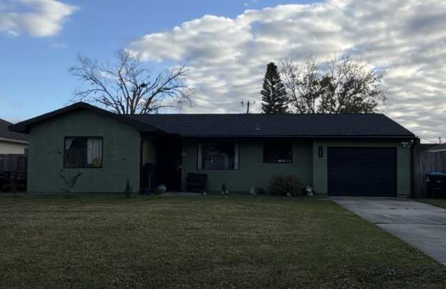 486 Evergreen Street NE photos photos