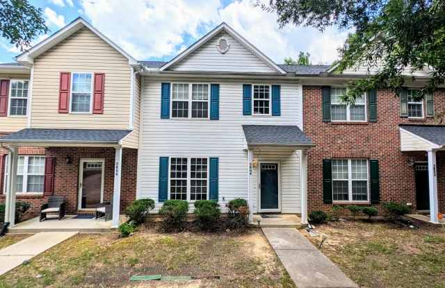 5804 Neuse Wood photos photos