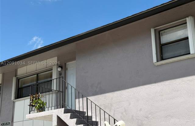 13331 SW 17th Ln Gallery 1