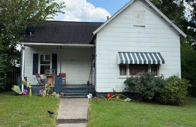 Beautifully remodeled 3 bedroom home for lease Gallery 3